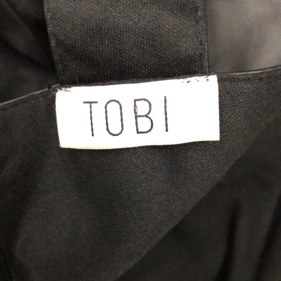 Tobi LBD With Faux Leather Straps and Buckles ⛓ - Picture 5 of 8